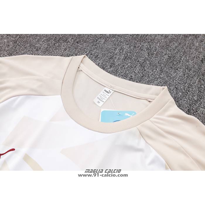 Tuta da Track
 Manchester City Manica Corta
 2024-2025 Giallo
 - Pantaloncini
